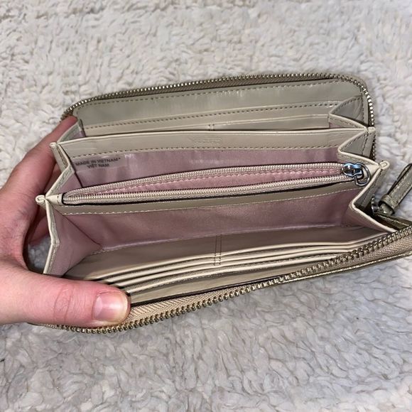 Coach Wallet - Picture 2 of 5